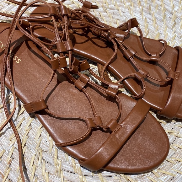 Express Tie-Up Gladiator Flat Sandals - Picture 4 of 4